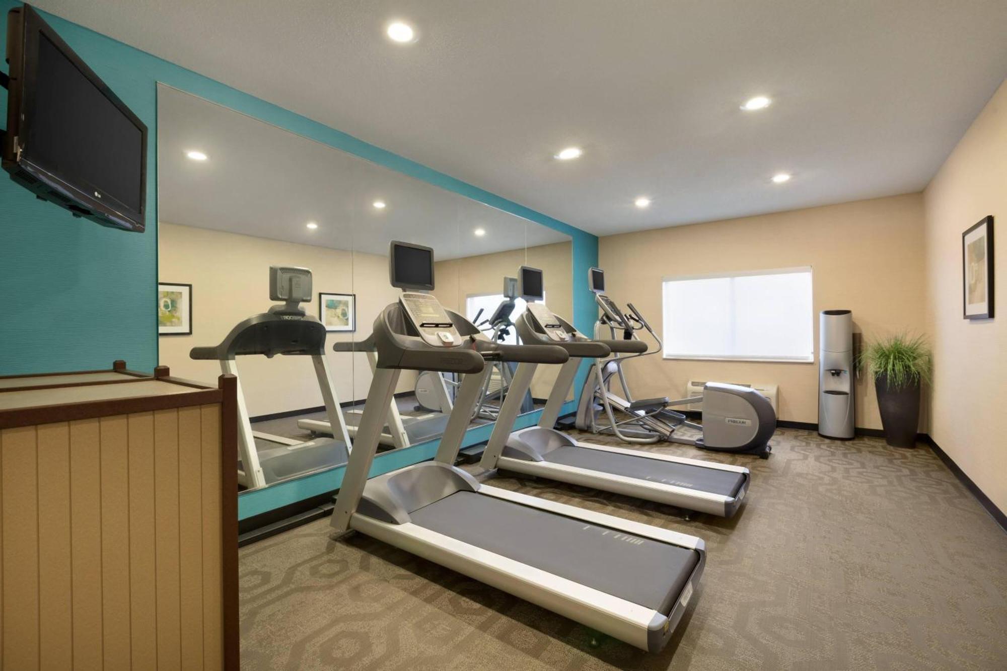 Fairfield Inn & Suites Bismarck South Ngoại thất bức ảnh