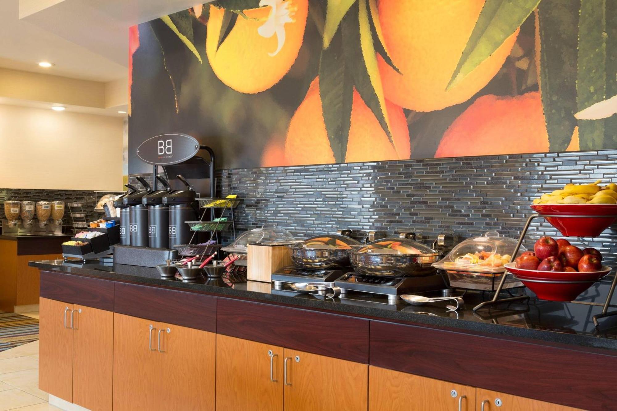 Fairfield Inn & Suites Bismarck South Ngoại thất bức ảnh